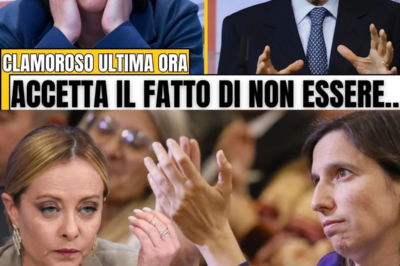 DA PALCO DELL’ATTACCO ALLA LEZIONE CHE FA MALE: SCHLEIN SFIDA MELONI, MA MARIO MONTI LA BLOCCA E LA RIDUCE AL SILENZIO (KF) Sul palco nasce l’attacco, ma in pochi minuti si trasforma in una lezione che brucia. Elly Schlein prova a colpire Giorgia Meloni con slogan e accuse preparate, convinta di controllare il ritmo dello scontro. Poi interviene Mario Monti. Calmo, chirurgico, implacabile. Una frase alla volta, smonta l’impianto retorico, blocca le fughe, inchioda le contraddizioni. Lo studio cambia temperatura. Gli applausi si spengono, le certezze crollano. Non è una difesa di partito, è una resa dei conti con i fatti. Schlein resta senza appigli, il copione salta, il silenzio diventa assordante. In diretta, davanti a tutti, l’attacco si rovescia contro chi l’ha lanciato. È il momento in cui la politica smette di urlare e inizia a pagare il prezzo delle parole. E il pubblico capisce chi regge davvero il peso della realtà